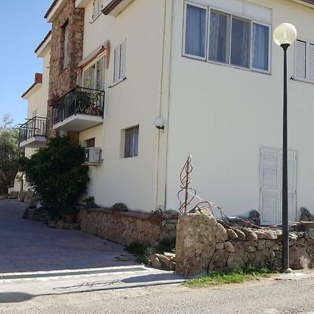 Casa Vacanza Giulia Budoni Ngoại thất bức ảnh