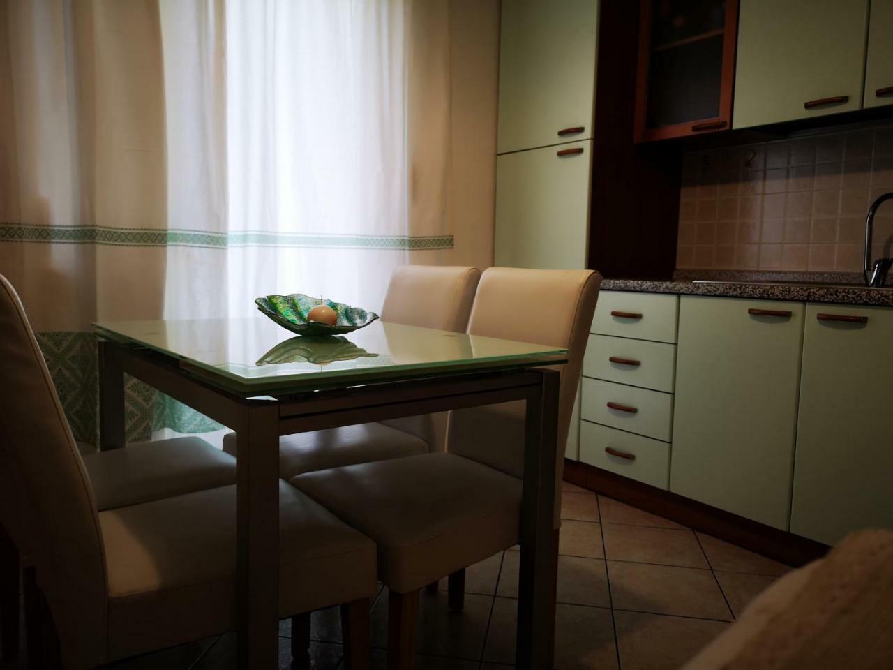 Casa Vacanza Giulia Budoni Ngoại thất bức ảnh