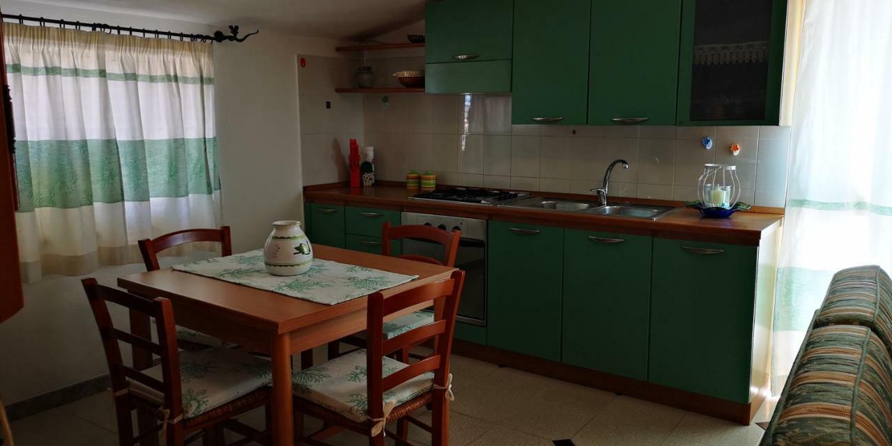 Casa Vacanza Giulia Budoni Ngoại thất bức ảnh